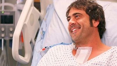 Imagem da notícia Agora ele protagoniza sua própria série, mas há 19 anos Jeffrey Dean Morgan implorava para continuar em Grey's Anatomy: "Sabia que era algo especial"