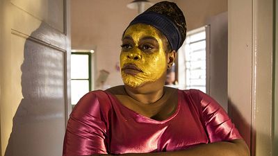 Imagem da notícia Sessão da Tarde hoje (11/09): Filme A Sogra Perfeita traz a participação ilustre de um ícone da música brasileira!