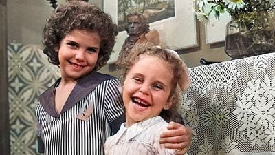 Imagem da notícia Há mais de 50 anos, ela deu seus primeiros passos na TV ainda criança: Hoje, emociona o público na nova novela da Globo; você a reconhece?