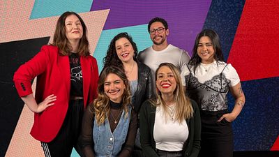 Imagem da notícia Emmy 2025: AdoroCinema e EntreMigas se unem para live especial da premiação