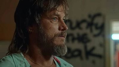 Imagem da notícia Travis Fimmel retorna à Netflix após o fim de Vikings: Uma minissérie que cheira ao ritmo de uma produção de Guy Ritchie