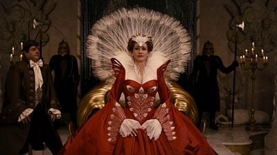Imagem da notícia Para ver hoje no streaming: O filme mais injustiçado da Branca de Neve que traz Julia Roberts no auge do sarcasmo