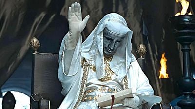 Imagem da notícia O nome dele nem sequer é mencionado nos créditos: você sabe qual superestrela interpreta o rei mascarado em Cruzada?
