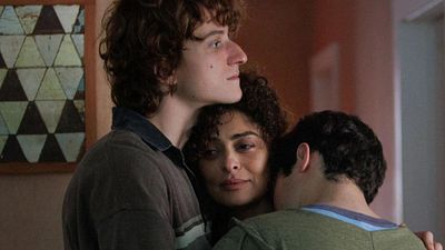 Imagem da notícia Pedaço de Mim: Filhos de Adriana Esteves e Andrea Beltrão estão na série da Netflix e você nem percebeu