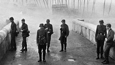 Imagem da notícia Este filme de guerra é um dos mais sombrios já feitos: Um retrato devastador onde os jovens são usados ​​como bucha de canhão