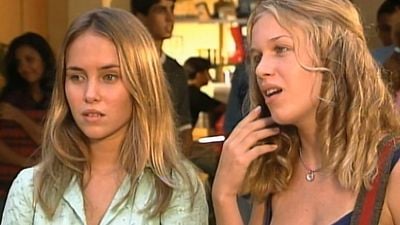 Imagem da notícia Há 25 anos, ela foi protagonista de Malhação, mas tempos depois desapareceu da TV: Hoje, vive no exterior e enfrenta doença delicada