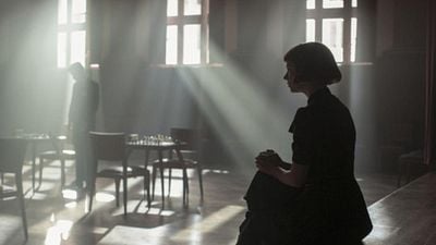 Imagem da notícia Com apenas 7 episódios, esta minissérie da Netflix foi elogiada por psicólogos: "Retrata meticulosamente a jornada através do vício"