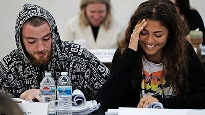 Imagem da notícia Homenagem de Zendaya para ator de Euphoria que morreu comove fãs: “Grata por chamá-lo de irmão”