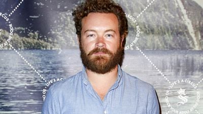 Imagem da notícia Danny Masterson é condenado a 30 anos de prisão por estupro e recebe apoio de Ashton Kutcher: "Um exemplo"