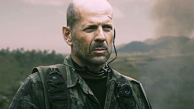 Imagem da notícia "É o filme mais difícil que já fiz, tanto fisicamente quanto emocionalmente": Este é o thriller de guerra que marcou Bruce Willis para sempre