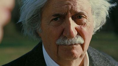 Imagem da notícia "Você não consegue comer sopa e espaguete": Ator de Albert Einstein odiou transformação visual para Oppenheimer