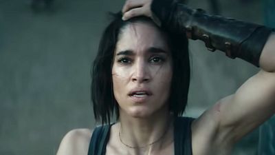 Imagem da notícia "É difícil ver algo sendo destruído assim": Atriz de Rebel Moon ficou abalada após filme de Zack Snyder ser detonado pela crítica