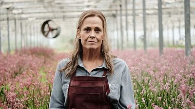 Imagem da notícia Aos 74 anos, ela é a estrela de uma das maiores sagas de ficção científica: Quando veremos essa lendária atriz no cinema novamente?