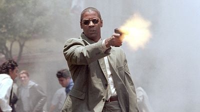 Imagem da notícia 20 anos de um dos melhores filmes de Denzel Washington: Pura adrenalina e cinema para os pais, que você pode assistir na Netflix