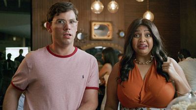 Imagem da notícia Só 8 episódios de 15 minutos: Netflix tem a minissérie perfeita para te deixar mais leve no fim do dia