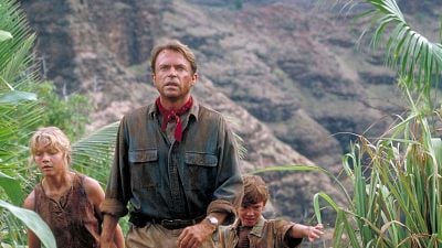 Imagem da notícia "Passei a sessão inteira suando": Há 33 anos, Sam Neill viveu um momento muito embaraçoso durante as filmagens de Jurassic Park