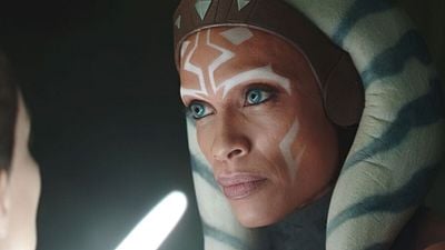 Imagem da notícia Más notícias para os fãs de Star Wars: Rosario Dawson acaba de dar uma atualização preocupante sobre a 2ª temporada de Ahsoka
