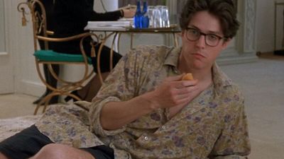 Imagem da notícia 30 anos de uma comédia romântica que fez história: Um filme que mudou a vida de Hugh Grant