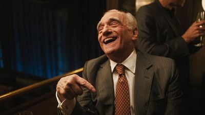 Imagem da notícia Com 13 vitórias no Emmy 2025, esta série de comédia quebra recordes e se torna a mais premiada de todos os tempos