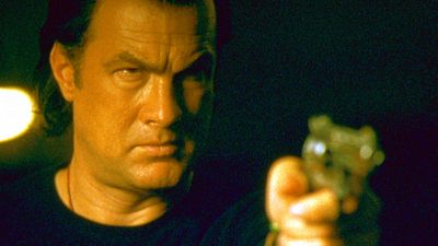 Imagem da notícia “Não gostei de algumas pessoas envolvidas”: Este é o motivo pelo qual Steven Seagal nunca aparecerá em Os Mercenários