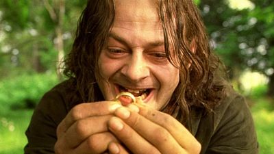 Imagem da notícia “Que diabos ele está fazendo aqui?” Antes de Andy Serkis se tornar o queridinho de O Senhor dos Anéis, precisou enfrentar a ira de Peter Jackson