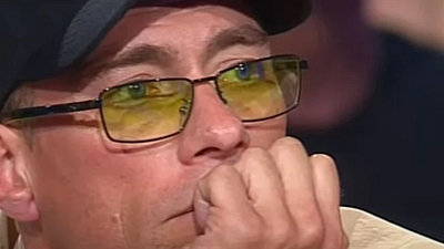 Imagem da notícia Visionário? Foi assim que, em 2001, Jean-Claude Van Damme previu o streaming sem pretensão alguma