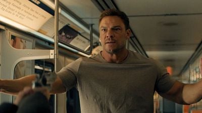 Imagem da notícia Reacher: Após a 4ª temporada, boas notícias para os fãs da série de ação mais popular do Prime Video!