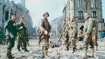 Imagem da notícia Mil figurantes, 4 milhões de ingressos e 5 Oscars: O filme perfeito de Tom Hanks para assistir no streaming hoje