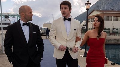 Imagem da notícia Parece James Bond, mas é Jason Statham: Esta aventura de espionagem de Guy Ritchie está disponível no streaming