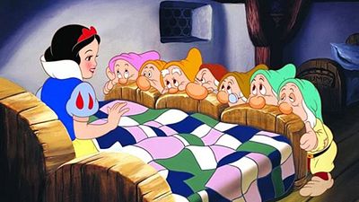 Imagem da notícia Imagens do remake de Branca de Neve da Disney causam polêmica: Estes não são os 7 anões!