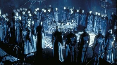 Imagem da notícia Dica no streaming: Um ótimo filme de ficção científica dos anos 90 que fracassou nas bilheterias, mas virou influência para Matrix e A Origem