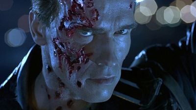 Imagem da notícia Simplesmente o melhor filme de Arnold Schwarzenegger: Um clássico de ficção científica disponível no streaming