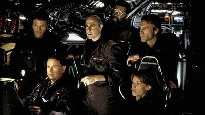 Imagem da notícia O novo sucesso da Netflix é um filme de ficção científica de 22 anos odiado por críticos e cientistas: "Desleixado e barato"