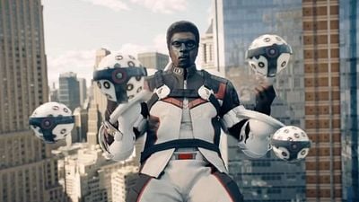 Imagem da notícia "Ele é um mala": Ator de Superman alfineta relacionamento do Senhor Incrível com o Homem de Aço