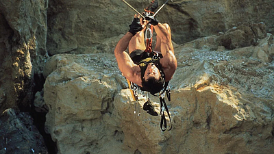 Imagem da notícia O lançamento nos cinemas do reboot de um dos melhores filmes de ação de Sylvester Stallone foi adiado para 2027