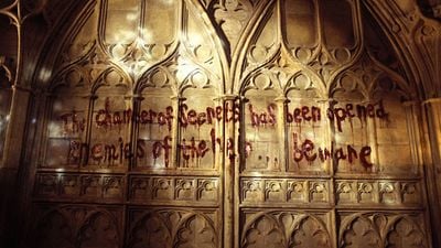 Imagem da notícia 24 anos após A Câmara Secreta, o fotógrafo mirim de Hogwarts ganha nova versão na 2ª temporada da série de Harry Potter