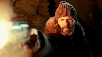 Imagem da notícia Jason Statham apresenta o trailer de seu novo filme de ação, no qual une forças com o diretor favorito de Gerard Butler