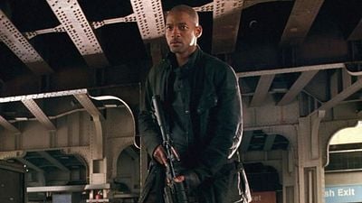 Imagem da notícia 19 anos após a estreia de Eu Sou a Lenda, Will Smith confirma quem é o responsável pela mudança no final