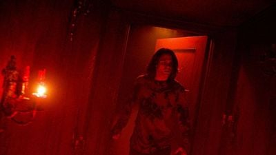 Imagem da notícia 10 anos depois, uma das maiores franquias de terror volta às origens: Nova história macabra tem atriz de Succession