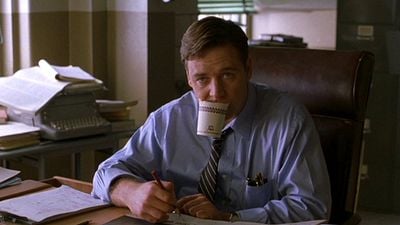 Imagem da notícia Últimos dias para assistir na Netflix a um clássico moderno vencedor de 4 Oscars, estrelado por Russell Crowe e com uma história real inspiradora por trás