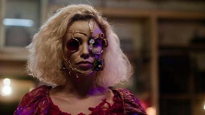 Imagem da notícia Sessão da Tarde hoje (09/09): Filme Infinimundo tem no elenco um ex-ator mirim da Globo que hoje está irreconhecível