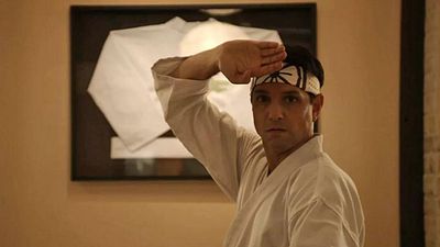Imagem da notícia Por que Cobra Kai vai acabar na 6ª temporada? Criador afirma que decisão NÃO partiu da Netflix