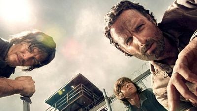 Imagem da notícia Todas as 7 séries de The Walking Dead chegarão à Netflix: Streaming pagou 500 milhões por todo o universo zumbi