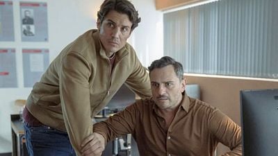 Imagem da notícia Só 6 episódios e um grande suspense tecnológico: Esta é a minissérie para quem está com saudade de Black Mirror