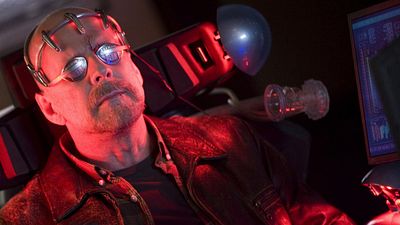 Imagem da notícia Não é O Quinto Elemento: Este filme de ficção científica com Bruce Willis nem sempre é lembrado, mas vale assistir no streaming