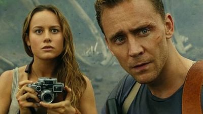 Imagem da notícia Sessão da Tarde hoje (1º/12): Estrela do filme Kong: A Ilha da Caveira interpreta dois personagens, mas você provavelmente não notou