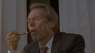 Imagem da notícia Clint Eastwood gosta tanto de sorvete que se candidatou a prefeito para defendê-lo em sua cidade: "As coisas saíram do controle"