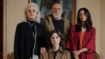 Imagem da notícia Dom de Iludir terá 2ª temporada? O que sabemos sobre o futuro da série brasileira da Netflix
