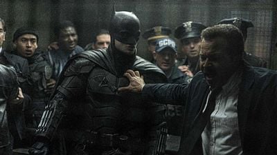 Imagem da notícia Robert Pattinson nos dá a melhor notícia possível sobre Batman 2: O novo filme da DC tomará "decisões arriscadas"