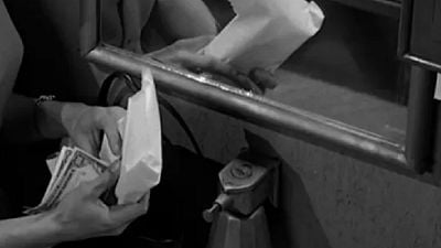 Imagem da notícia Este é o melhor filme de terror de todos os tempos, segundo os leitores do AdoroCinema – em 2º lugar está O Exorcista